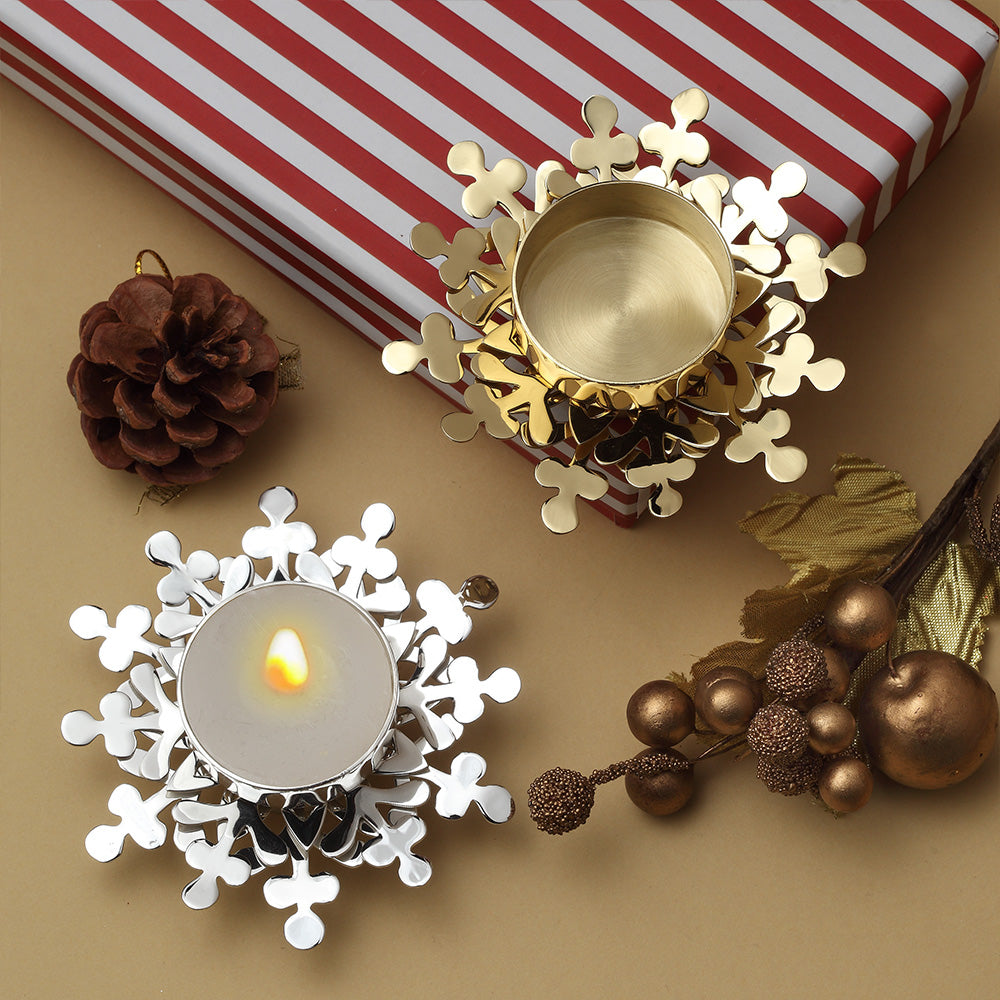 Christmas Hamper with Set of 2 Snowflake Tea Light Holders