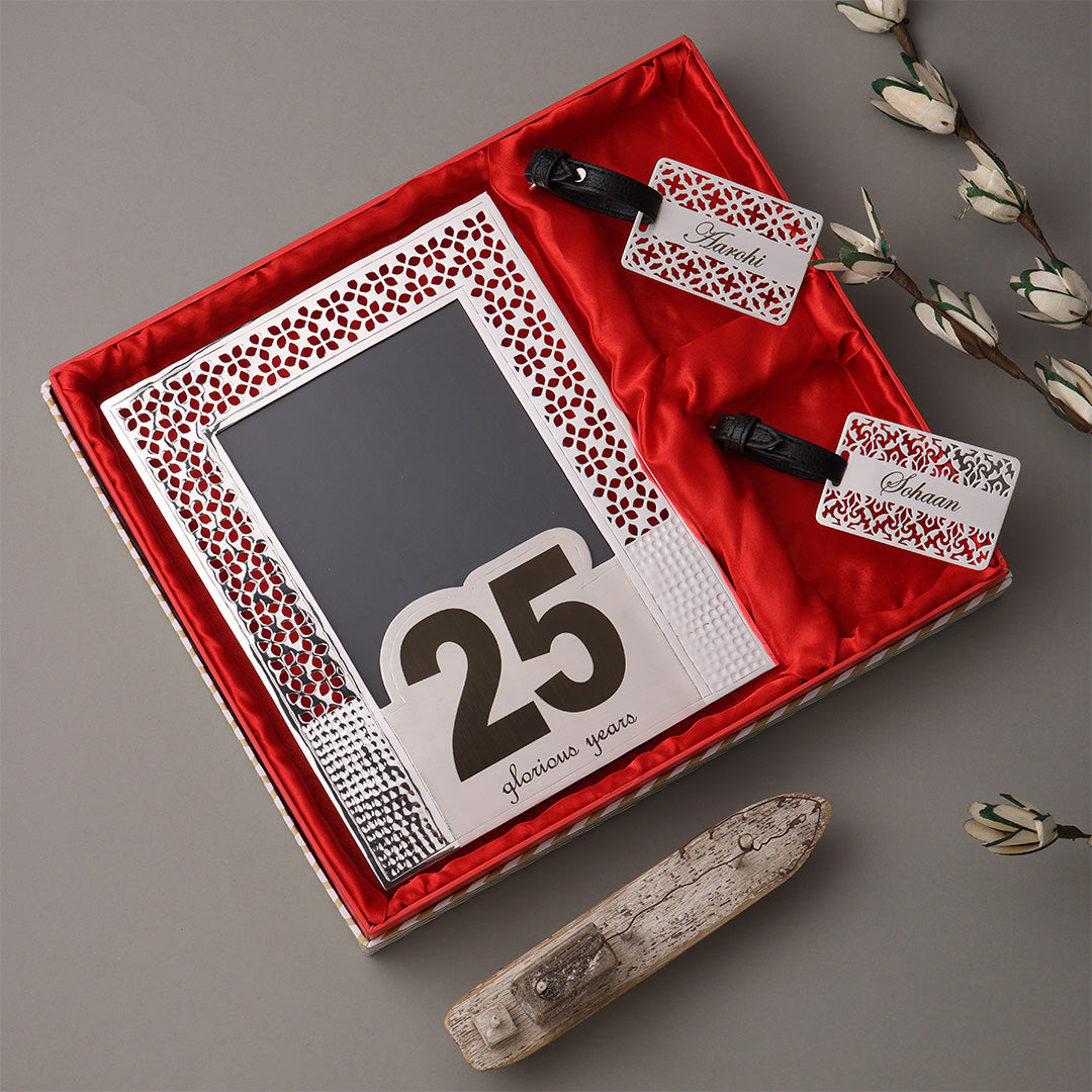 CODE SILVER HAMPER