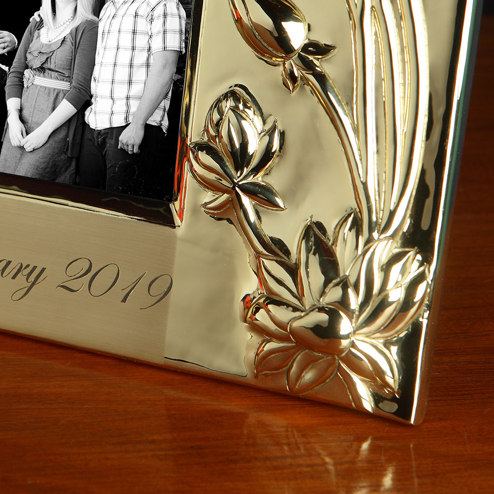 DESIGNED BRASS PHOTO FRAME