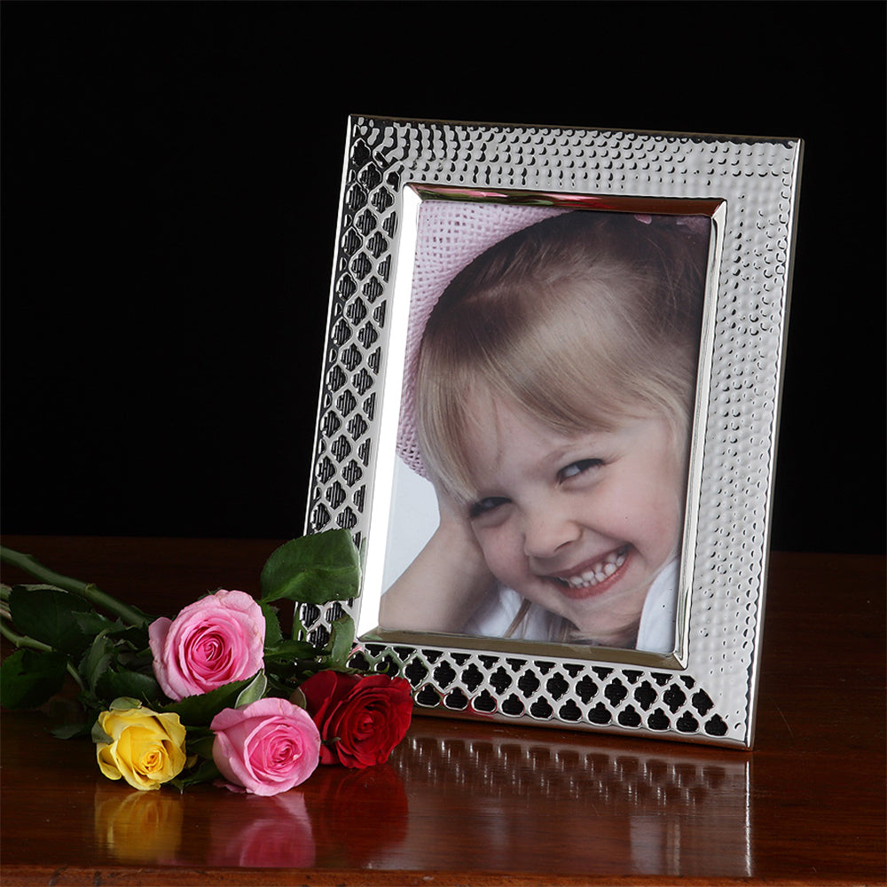 DESIGNED PHOTO FRAME