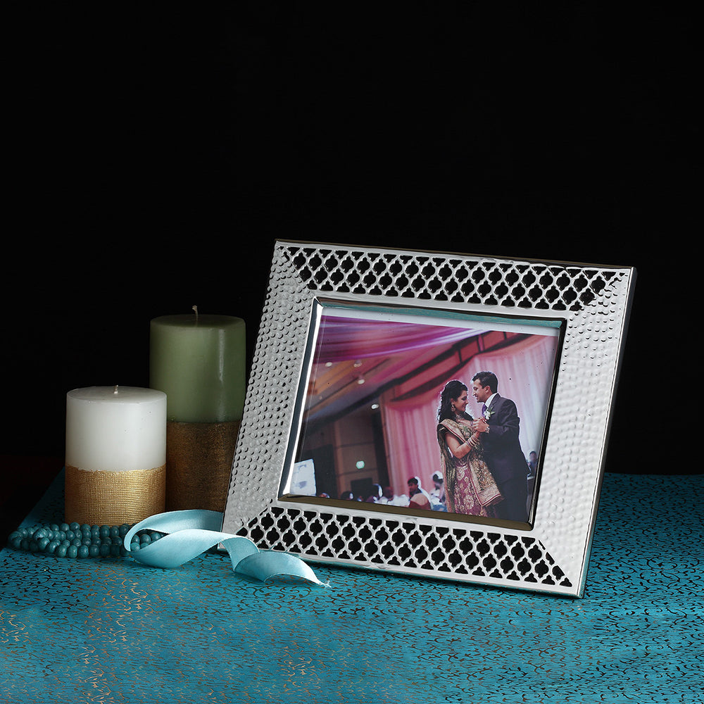 DESIGNED PHOTO FRAME