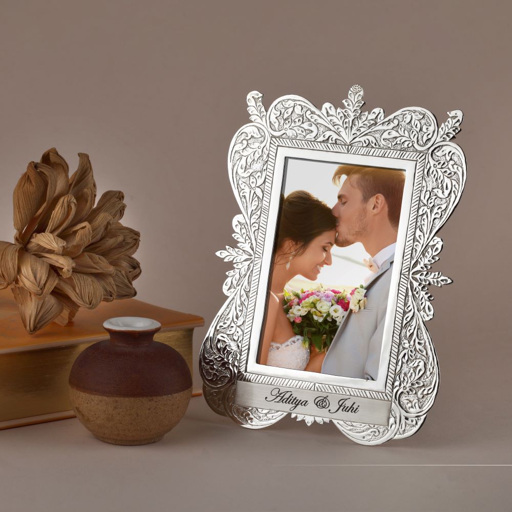 Silver-Plated Wedding Photo Frame with Name Etching