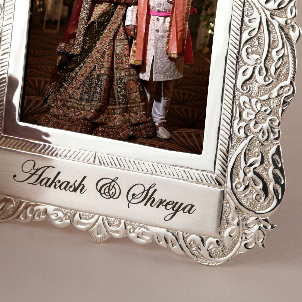 Silver-Plated Wedding Photo Frame with Name Etching