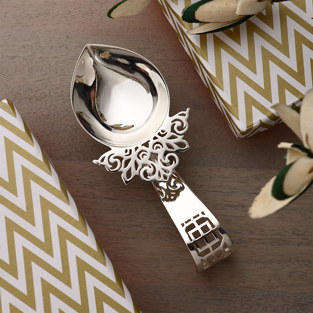 Silver-Plated Diya with Intricate Floral Cutwork Handle