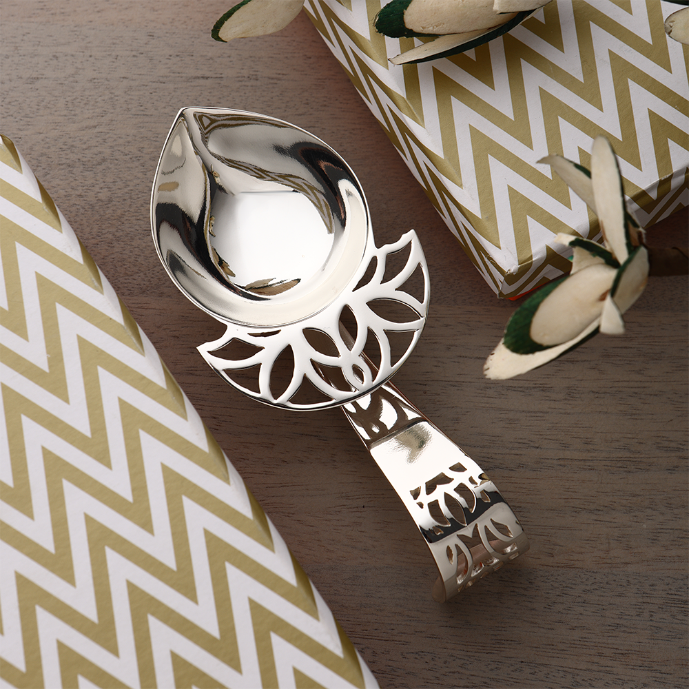 Silver-Plated Diya with Intricate Floral Cutwork Handle