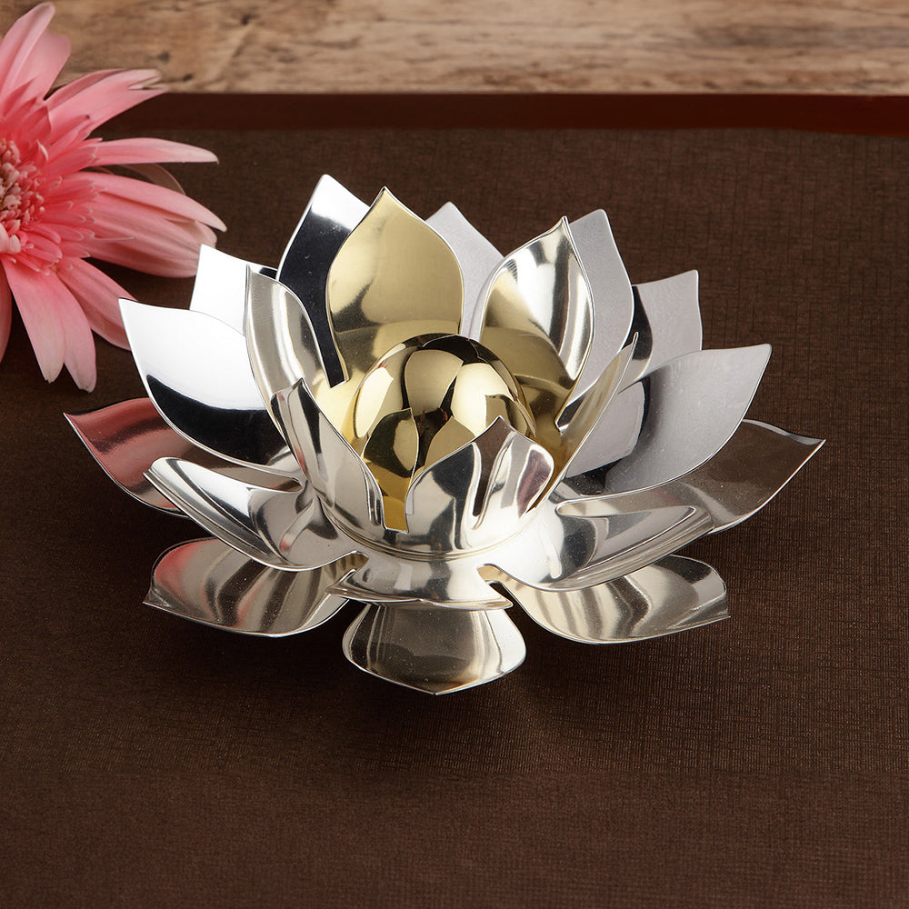 LOTUS TEA LIGHT HOLDER