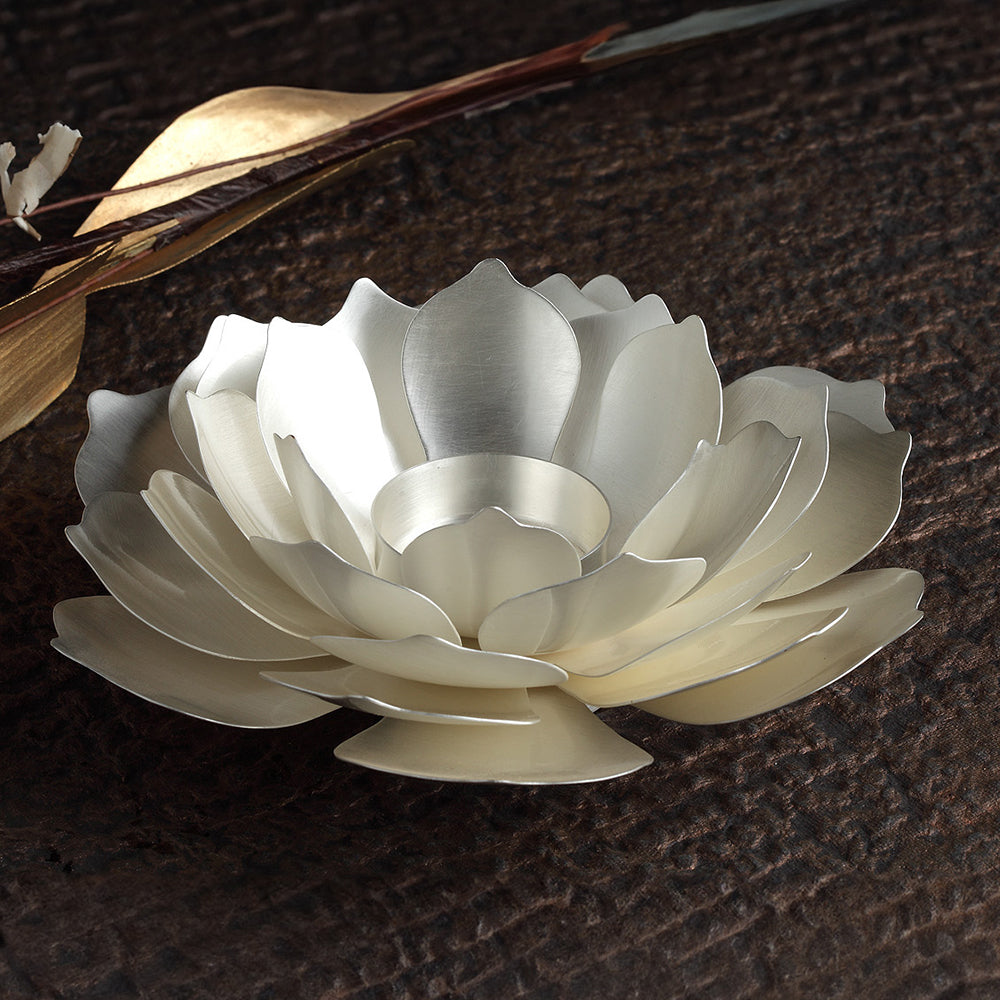 LOTUS TEA LIGHT HOLDER