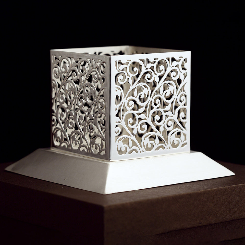INTRICATE TEA LIGHT HOLDER
