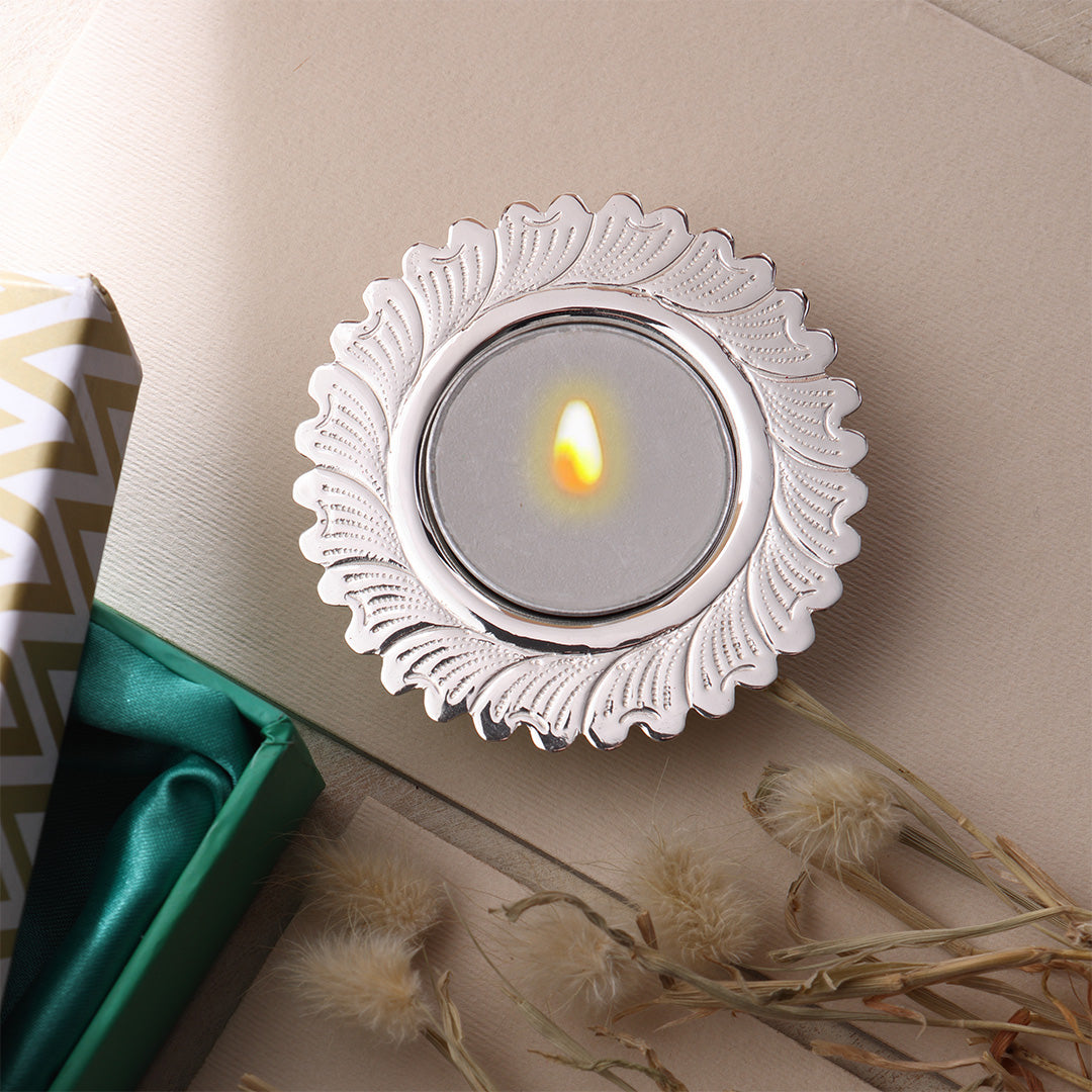 SILVER PLATED TEA LIGHT HOLDER