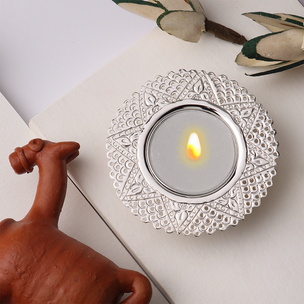 SILVER PLATED TEA LIGHT HOLDER