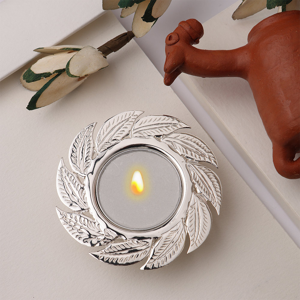 SILVER PLATED TEA LIGHT HOLDER