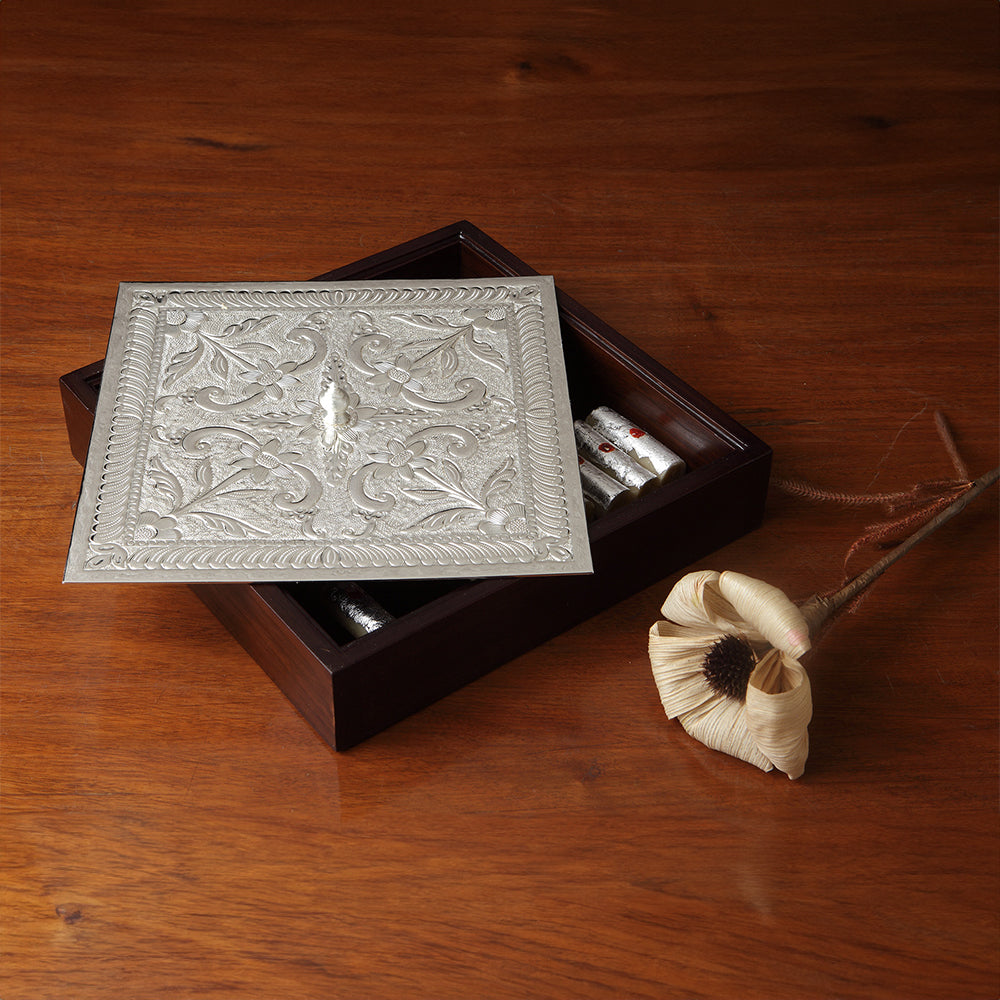WOOD & CHITAI BOX