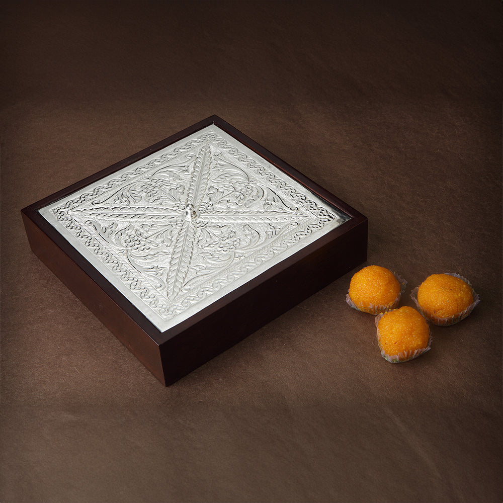 WOOD & CHITAI BOX