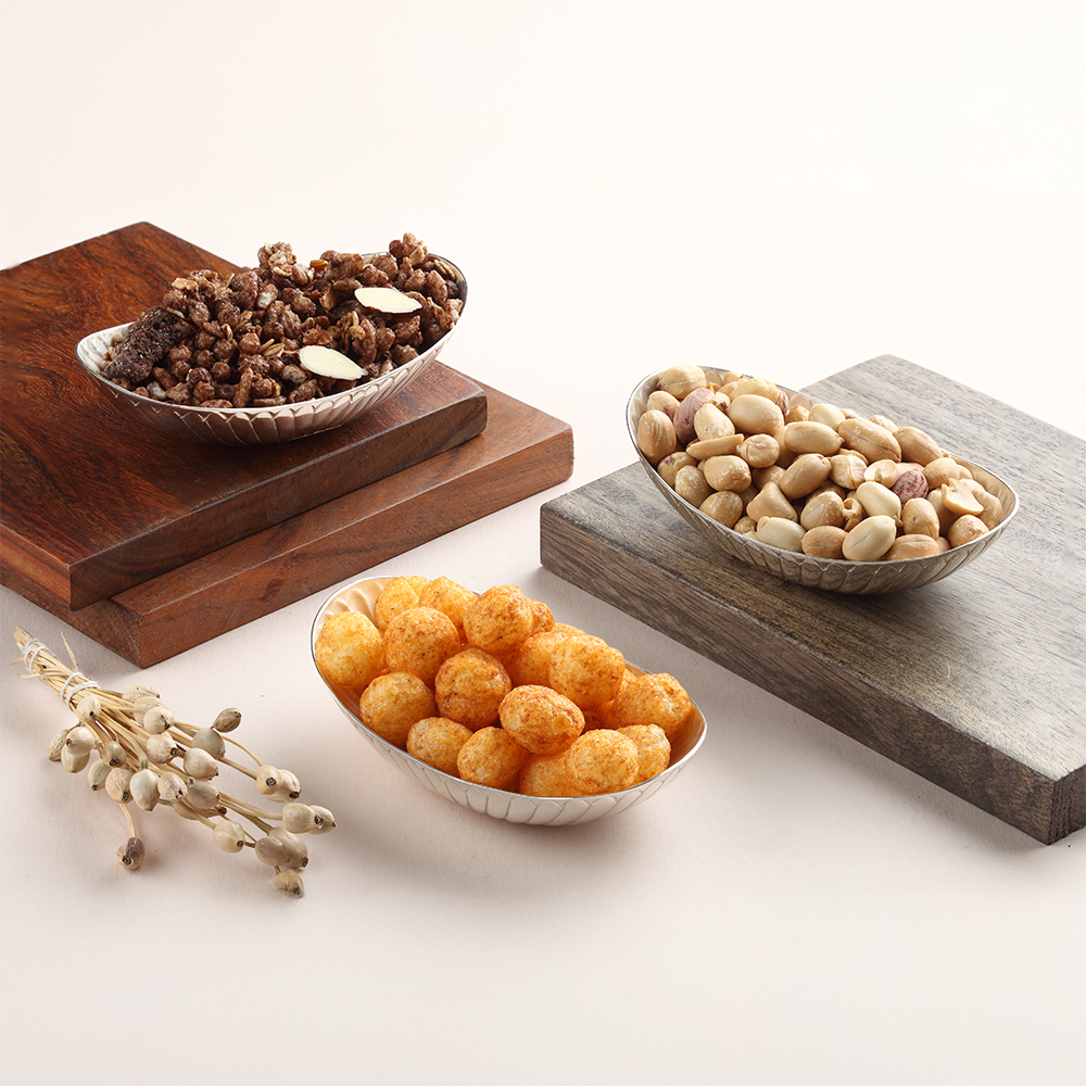 Classic Fluted Pedestal Bowl