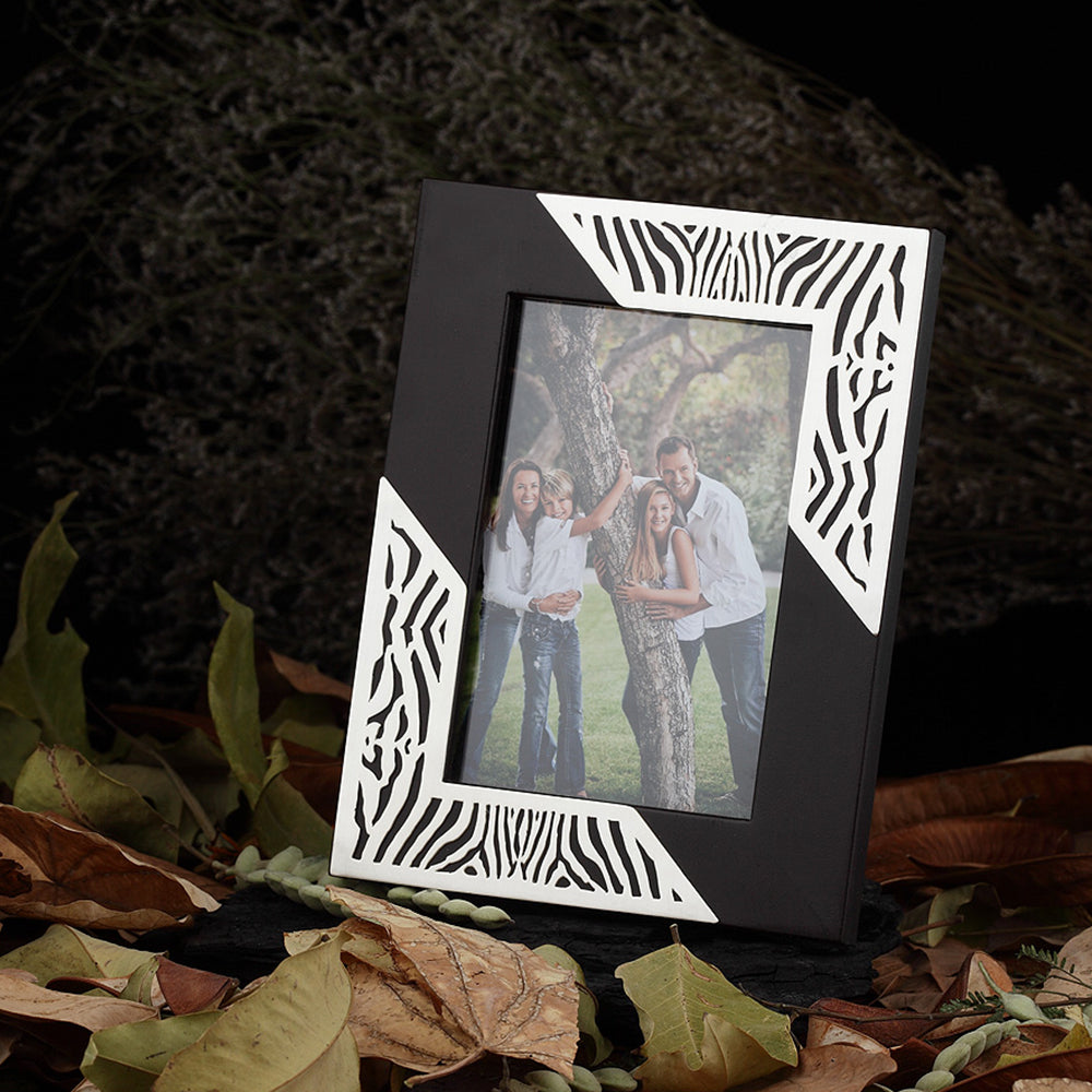 LEOPARD STRIPES - PHOTO FRAME