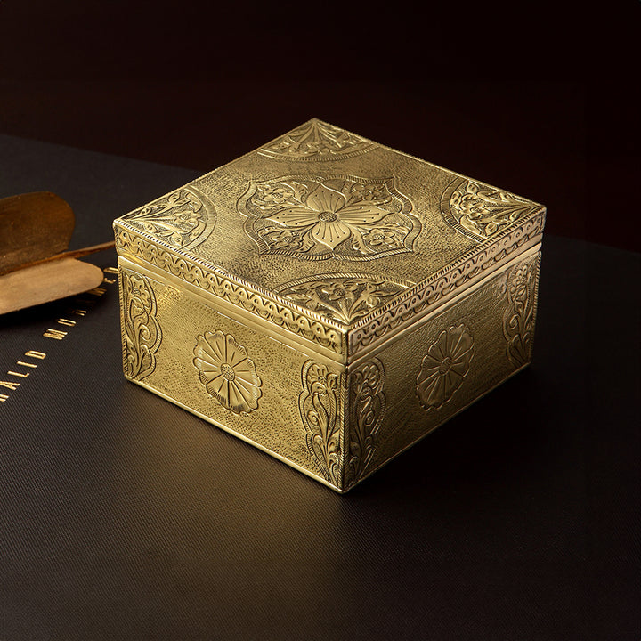 DECORATED BOX