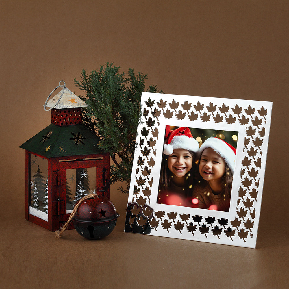 Maple Leaf Photo Frame – Code Silver