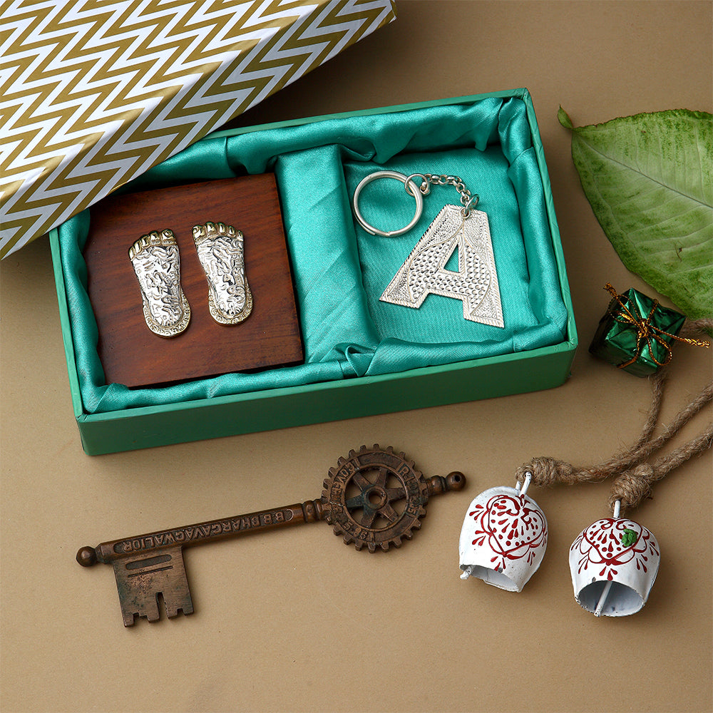 CODE SILVER HAMPER
