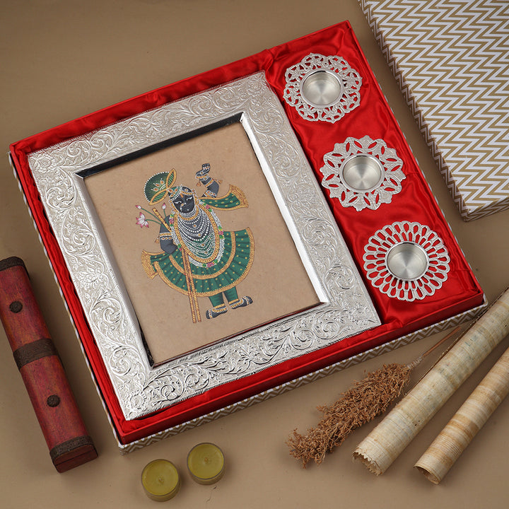 CODE SILVER HAMPER