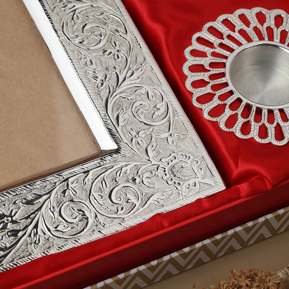 CODE SILVER HAMPER