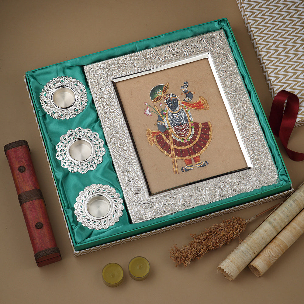 CODE SILVER HAMPER