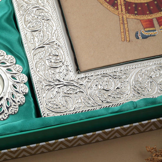 CODE SILVER HAMPER