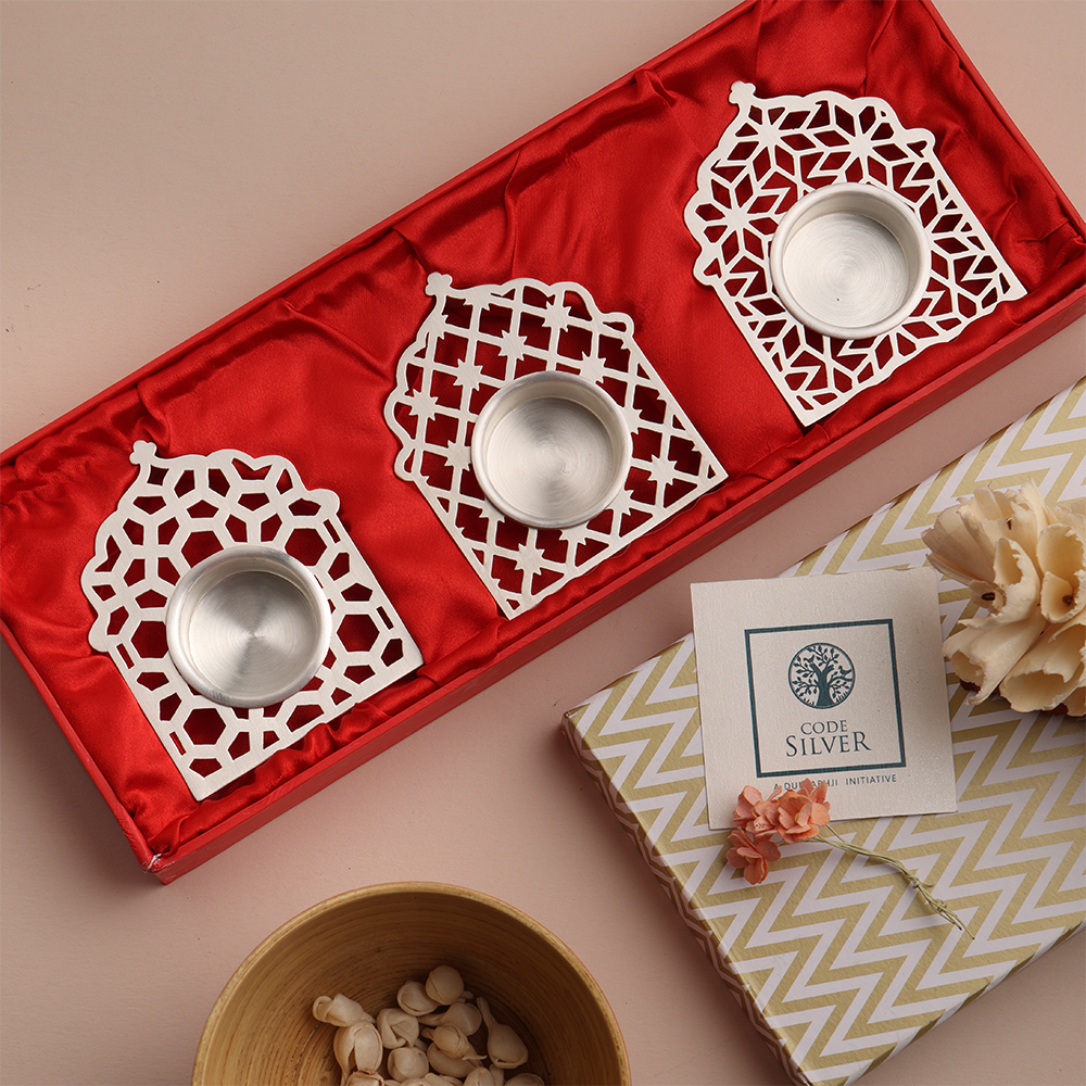 CODE SILVER HAMPER