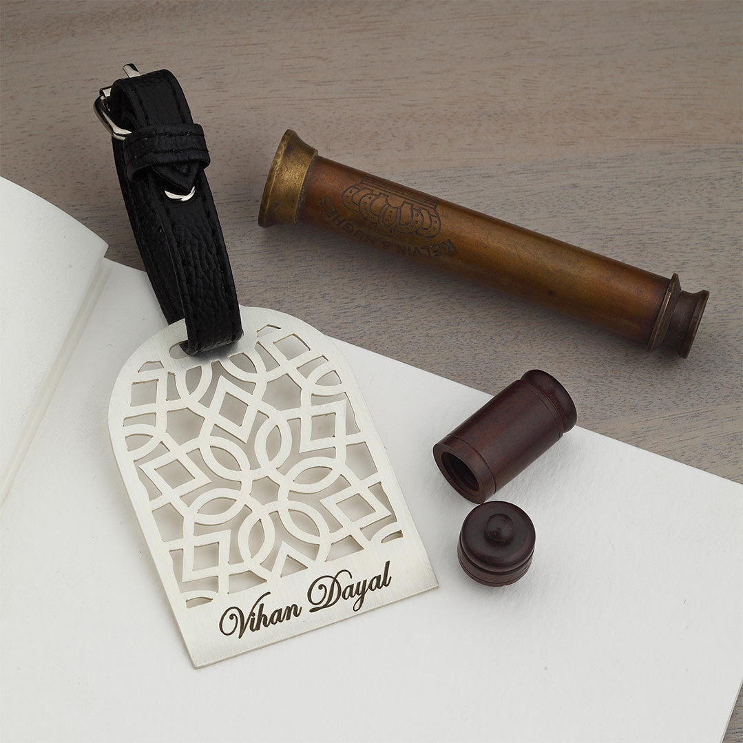 CUSTOMISABLE LUGGAGE TAG