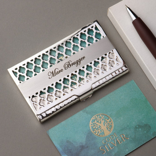 CUSTOMISABLE POCKET CARD HOLDER