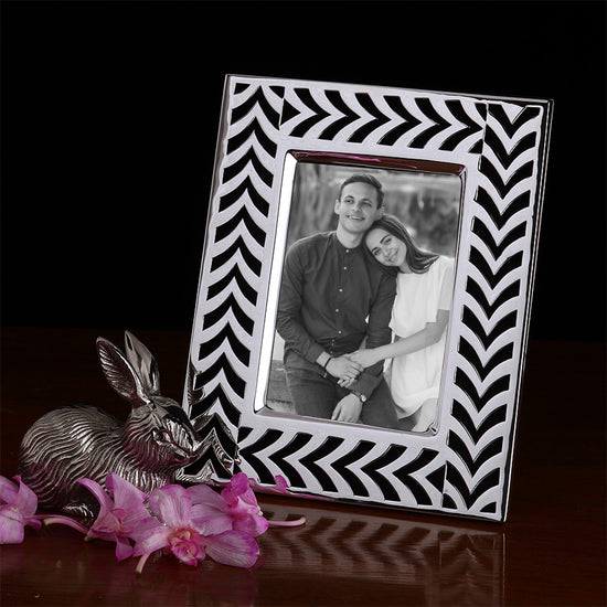 DESIGNED PHOTO FRAME