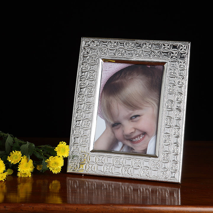 DESIGNED PHOTO FRAME