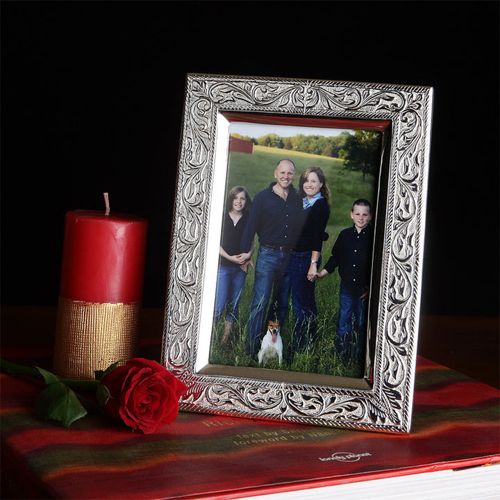 DESIGNED PHOTO FRAME