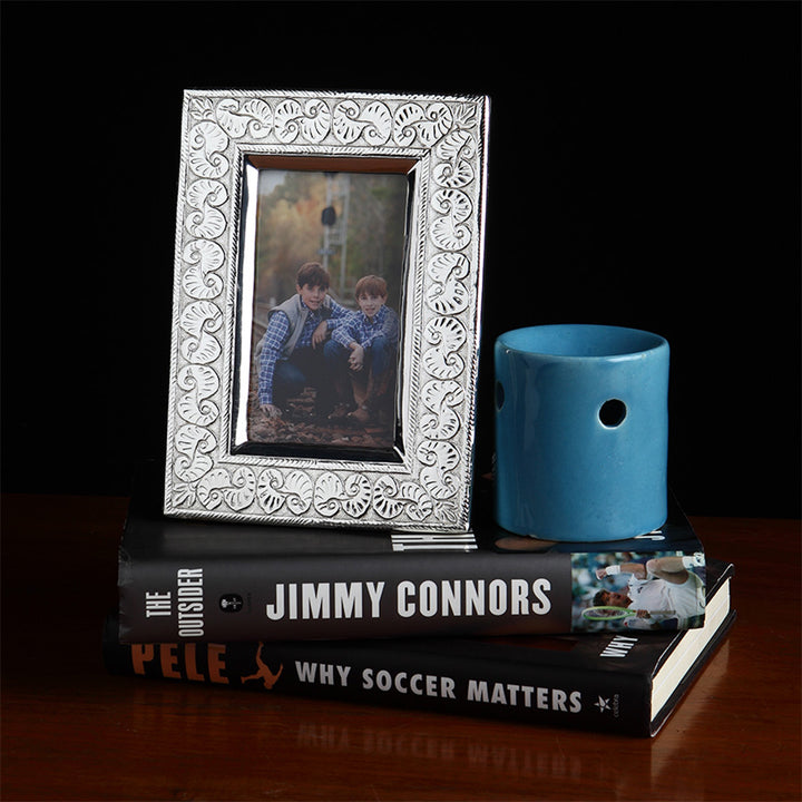 DESIGNED PHOTO FRAME