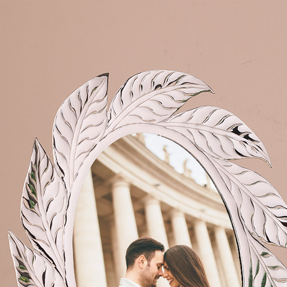 Silver-Plated Leaf Design Oval Photo Frame