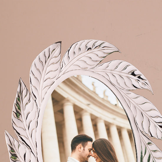 Silver-Plated Leaf Design Oval Photo Frame