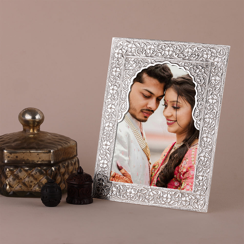 SILVER PLATED PHOTO FRAME