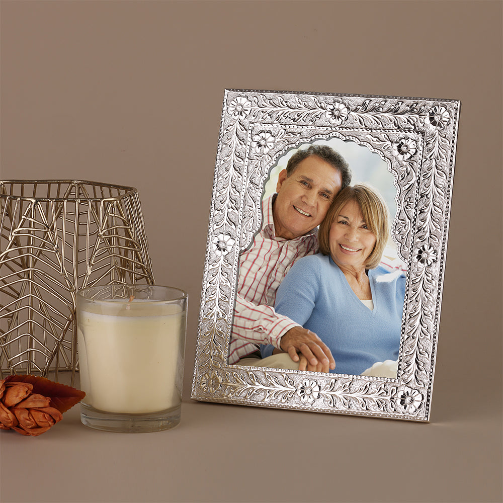 SILVER PLATED PHOTO FRAME