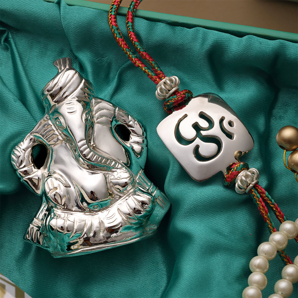 CODE SILVER RAKHI HAMPER
