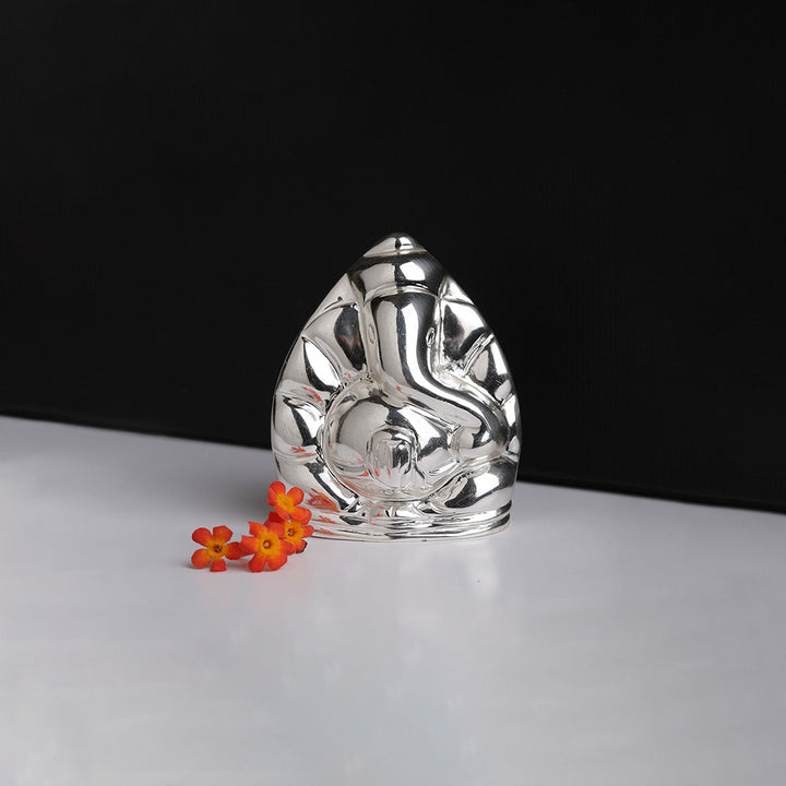 GLORIOUS GANESHA