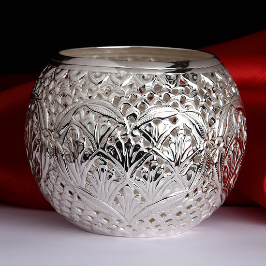 DECORATED TEA LIGHT HOLDER