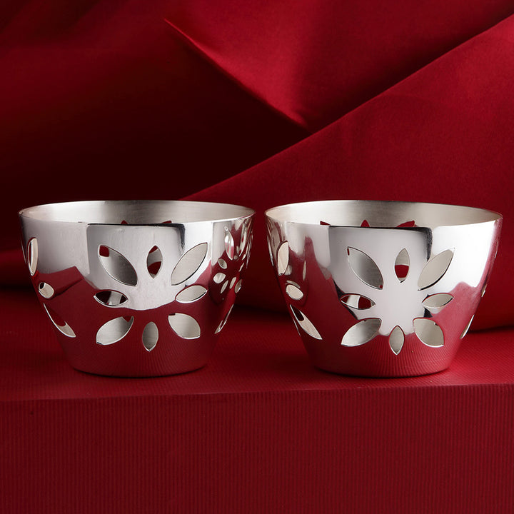 FLOWER TEA LIGHT HOLDER (SET OF 2)