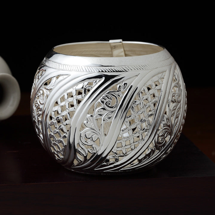 DECORATED TEA LIGHT HOLDER