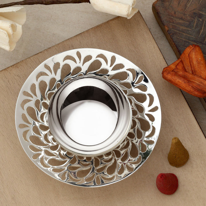 SILVER PLATED TEA LIGHT HOLDER