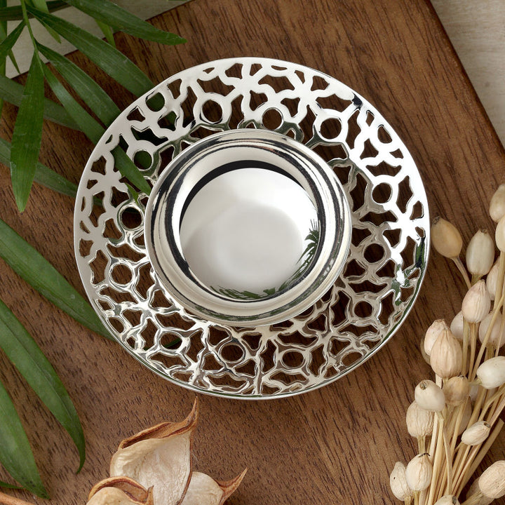SILVER PLATED TEA LIGHT HOLDER