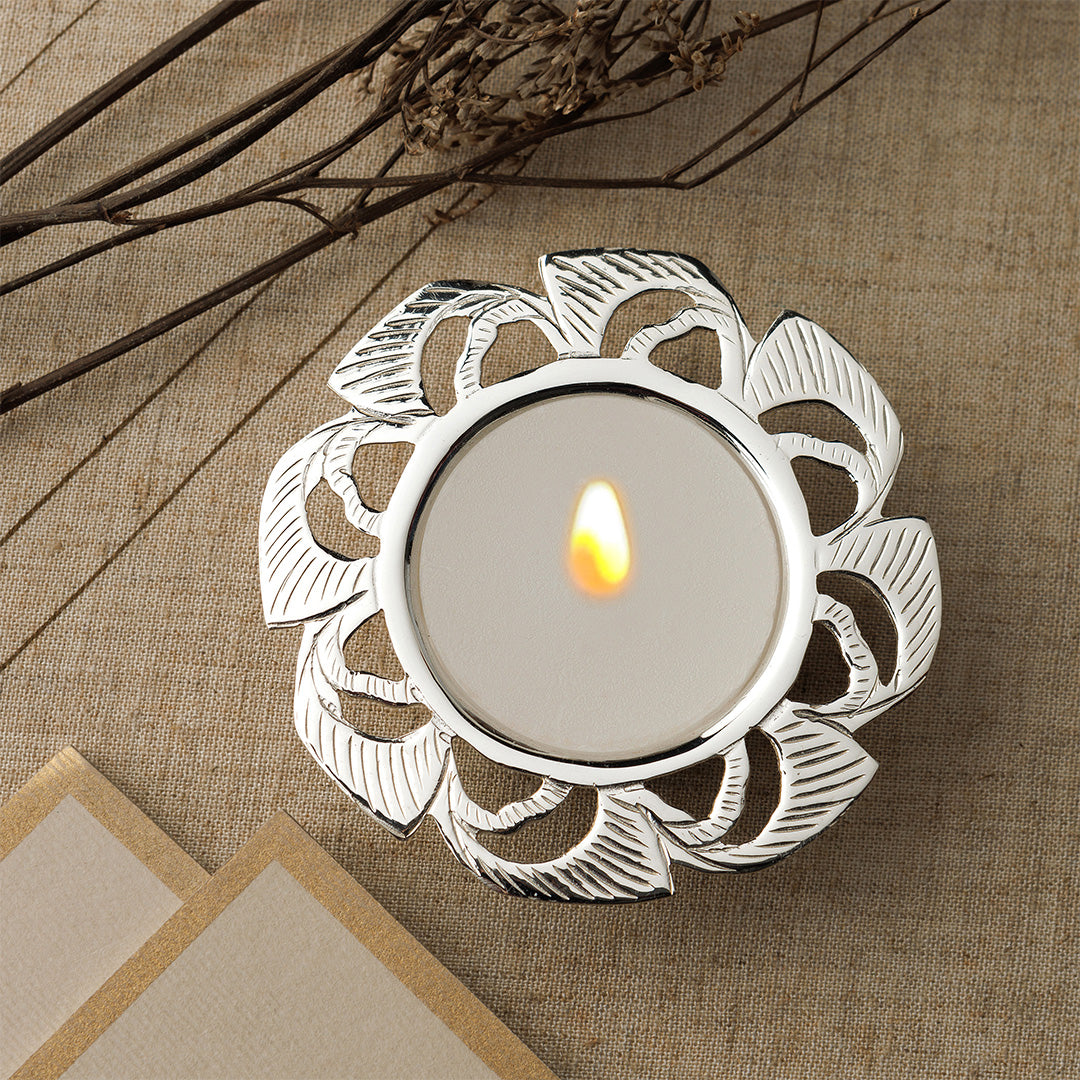 SILVER PLATED TEA LIGHT HOLDER