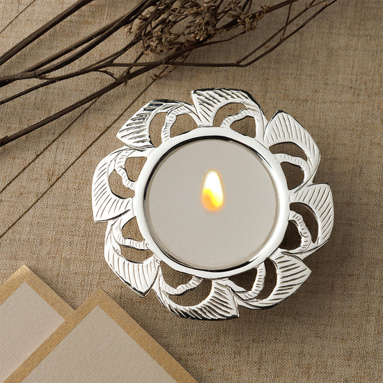 SILVER PLATED TEA LIGHT HOLDER