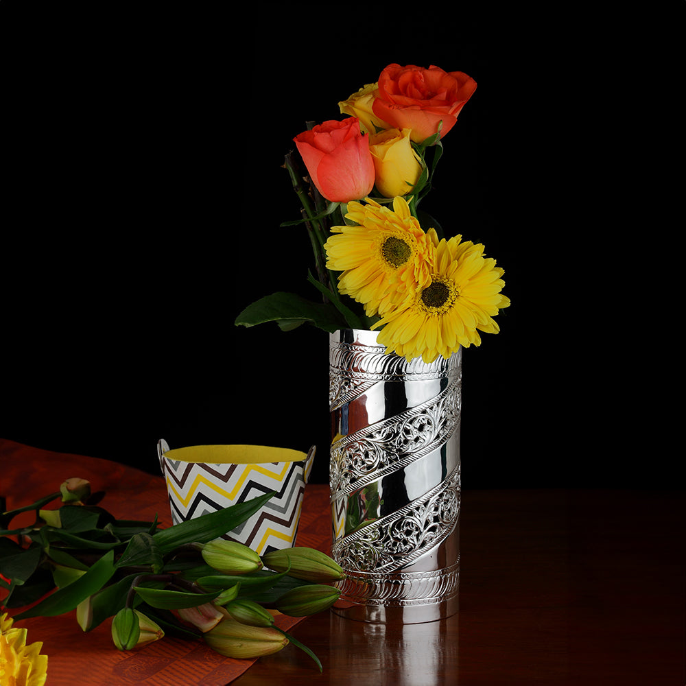Vase Code Completely handcrafted, made in Brass, silver plated and lacquered ...