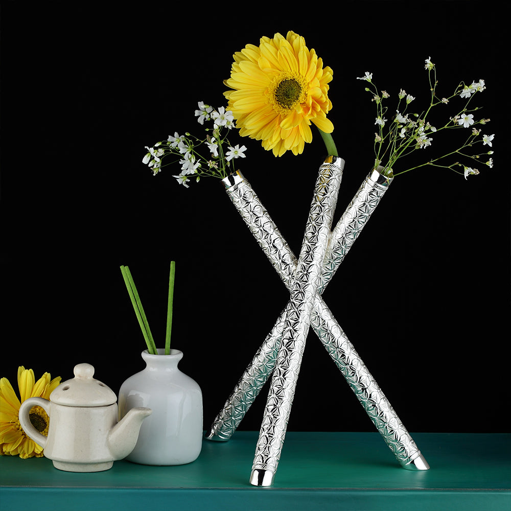 Vase Code Completely handcrafted, made in Brass, silver plated and lacquered ...