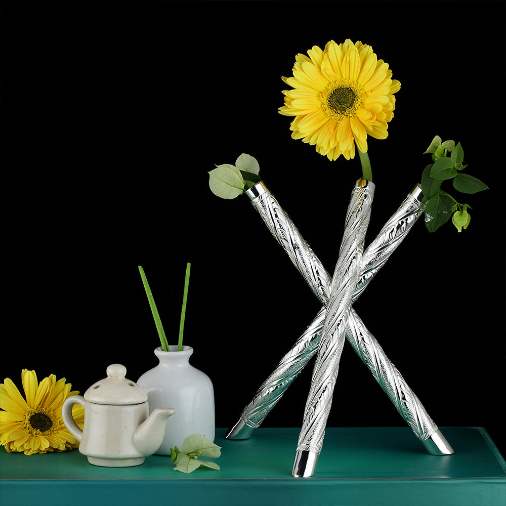 Vase Code Completely handcrafted, made in Brass, silver plated and lacquered ...