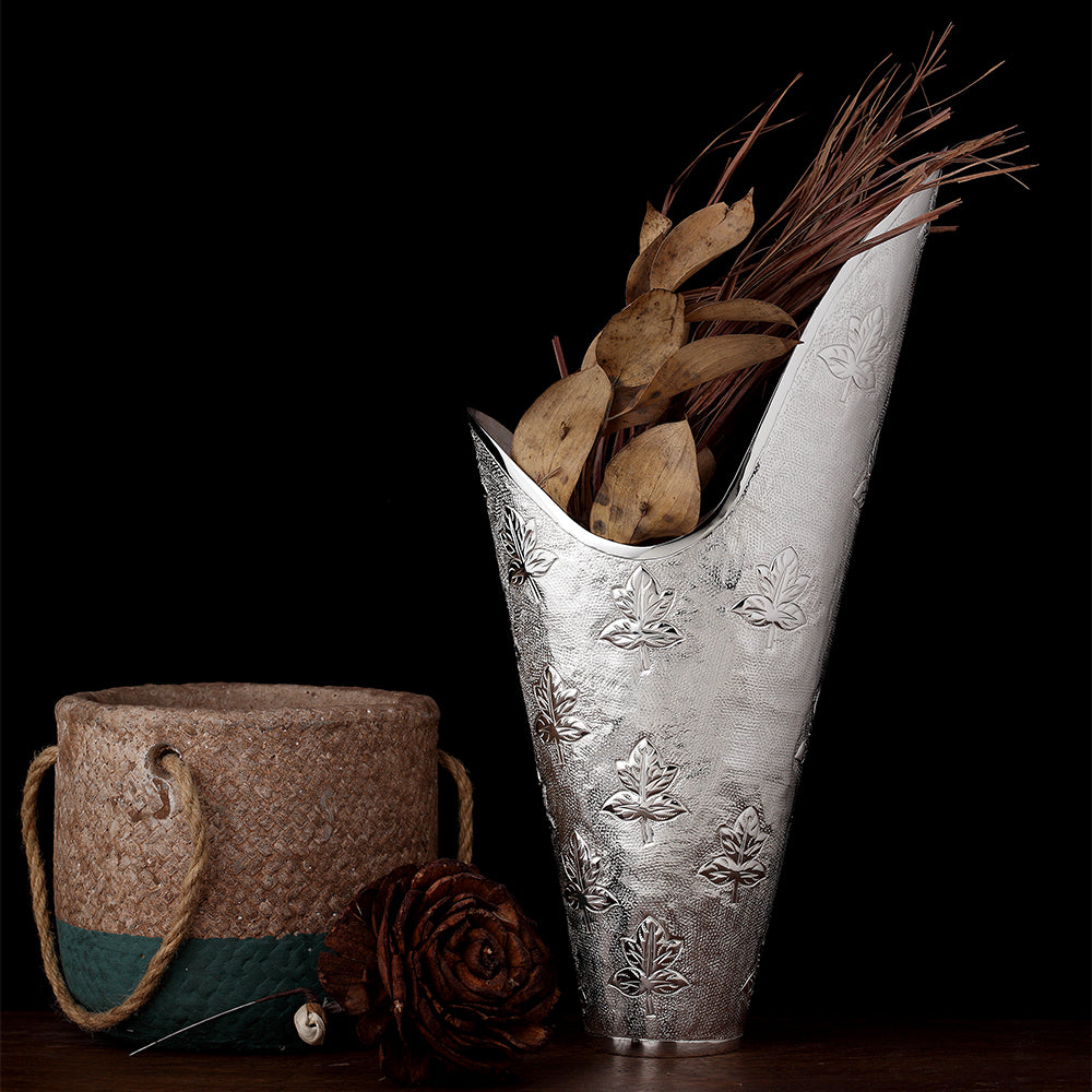 Vase Code Completely handcrafted, made in Brass, silver plated and lacquered ...